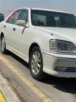 تۆیۆتا کراون